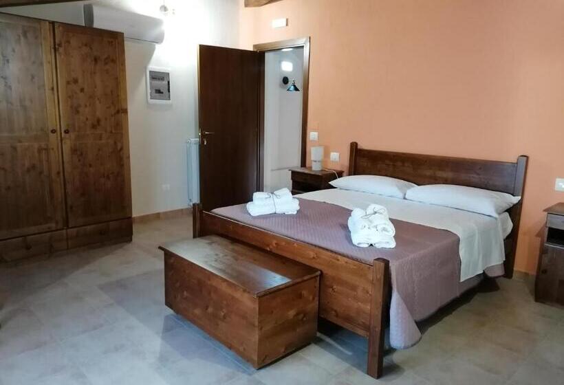 Pokój Standard, La Rocca Dei Borboni