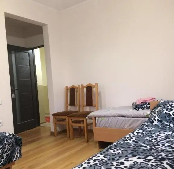 スタンダード4人部屋, Manchela садиба
