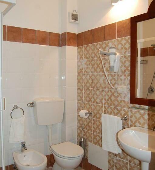 Полулюкс с Балконом, Albergo Miramonti