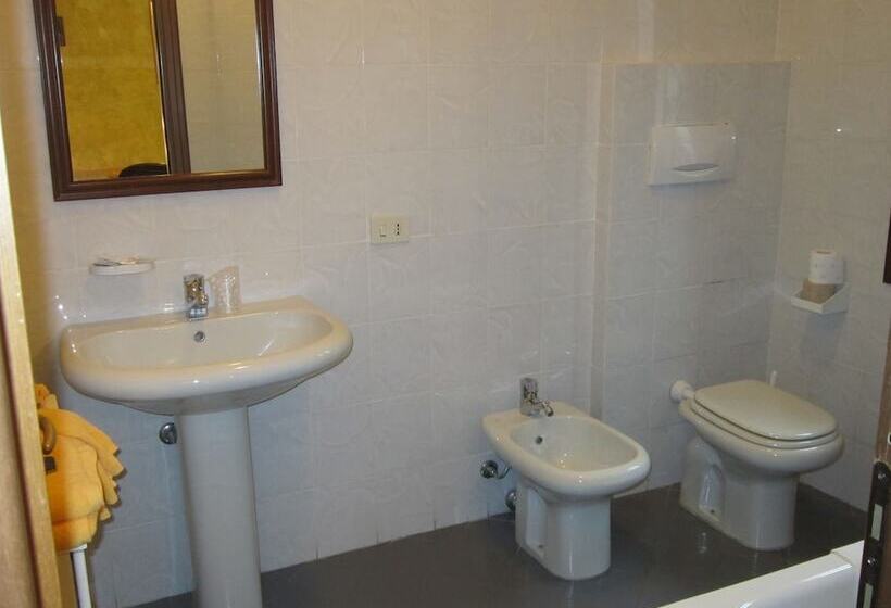 Номер Стандарт Трехместный, Cuccaro Club   Val Di Vara E Cinque Terre