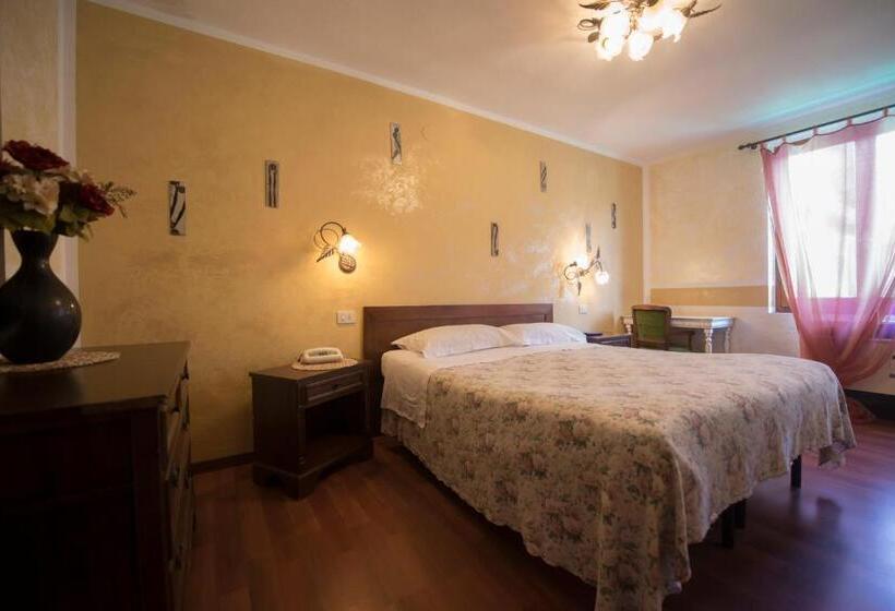 Номер Стандарт, Cuccaro Club   Val Di Vara E Cinque Terre