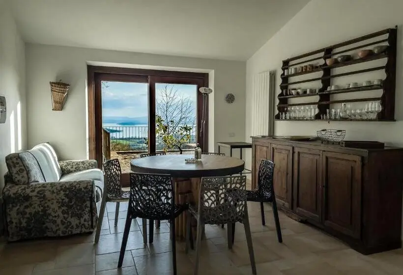Talo 2 Makuuhuonetta, Di Colle In Colle Agriturismo