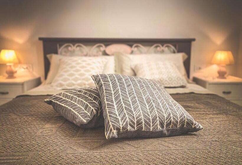 1 Bedroom Apartment Lake View, Di Colle In Colle   Agriturismo