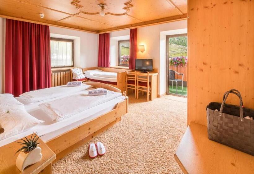 Трехместный Номер Стандарт с Балконом, Piccolo Hotel Gurschler