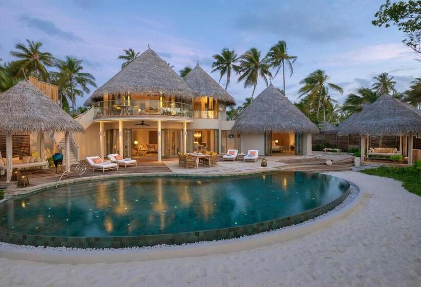 2 Bedroom Apartment with Pool, The Nautilus Maldives