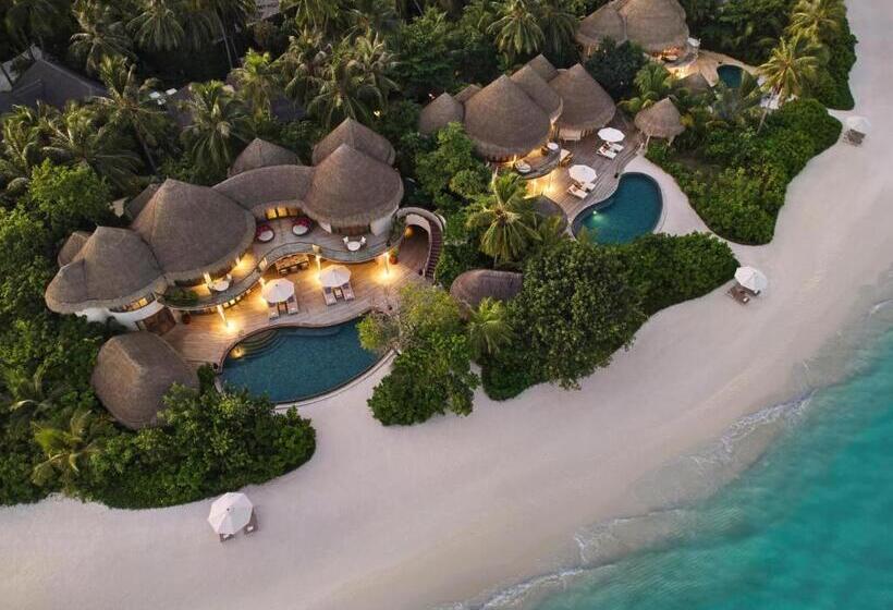 2 Személyes Apartman Medencével, The Nautilus Maldives
