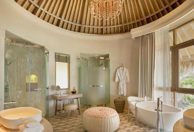 2 Személyes Apartman Medencével, The Nautilus Maldives