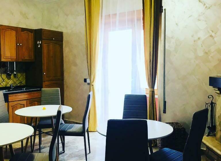 标准间, B&b Mò•sì