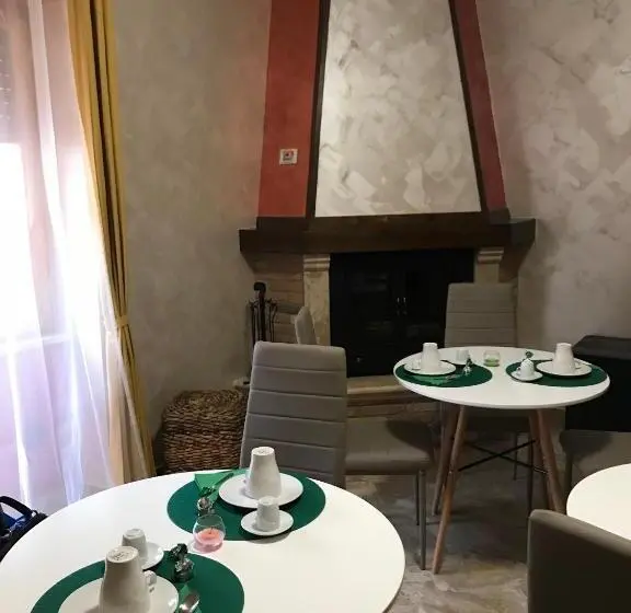 デラックスルーム, B&b Mò•sì