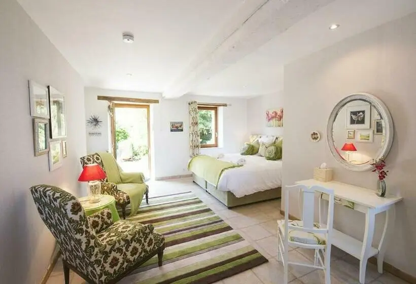 デラックスルーム, Chambres D Hotes   La Marmoire