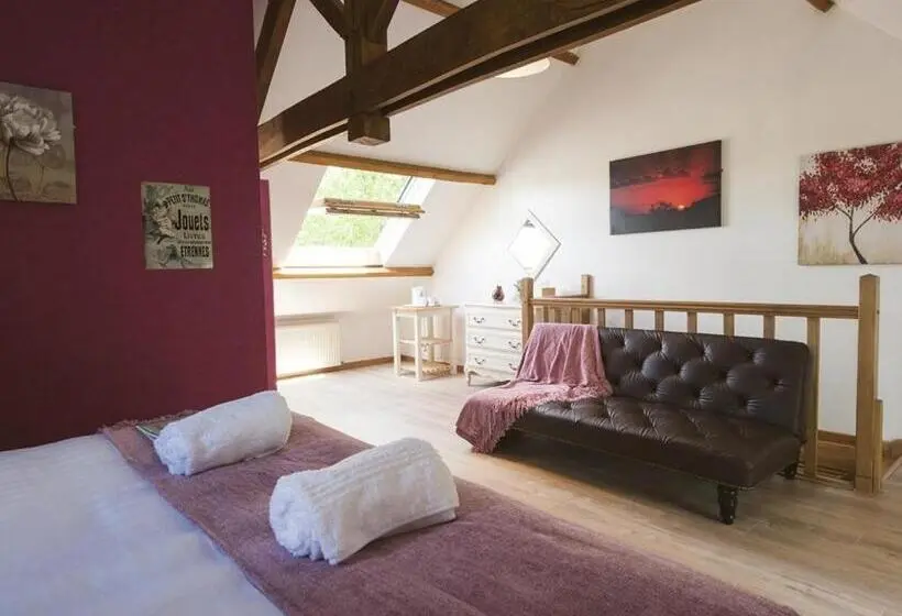 スタンダード４人部屋, Chambres D Hotes   La Marmoire