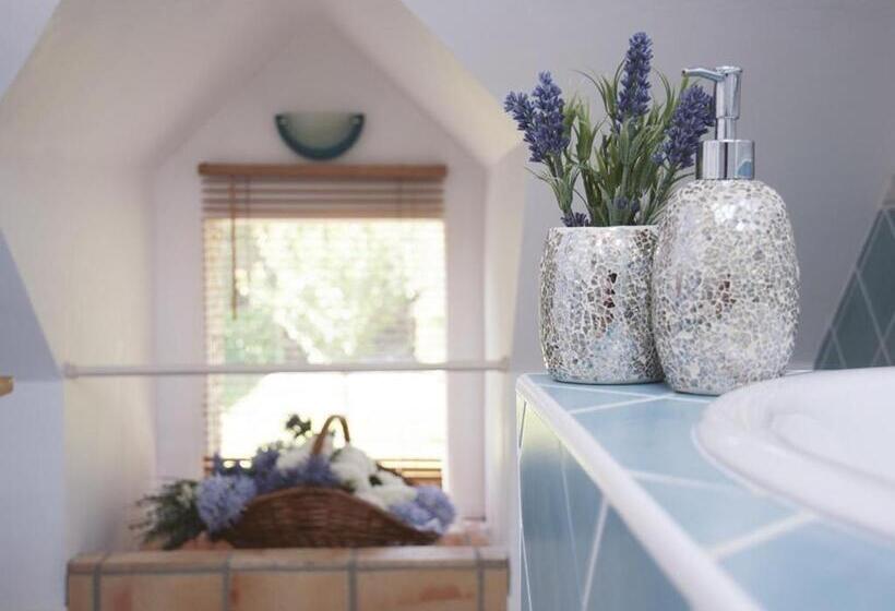 غرفة قياسية, Chambres D Hotes La Marmoire