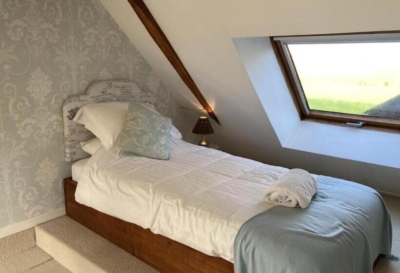 غرفة قياسية, Chambres D Hotes La Marmoire