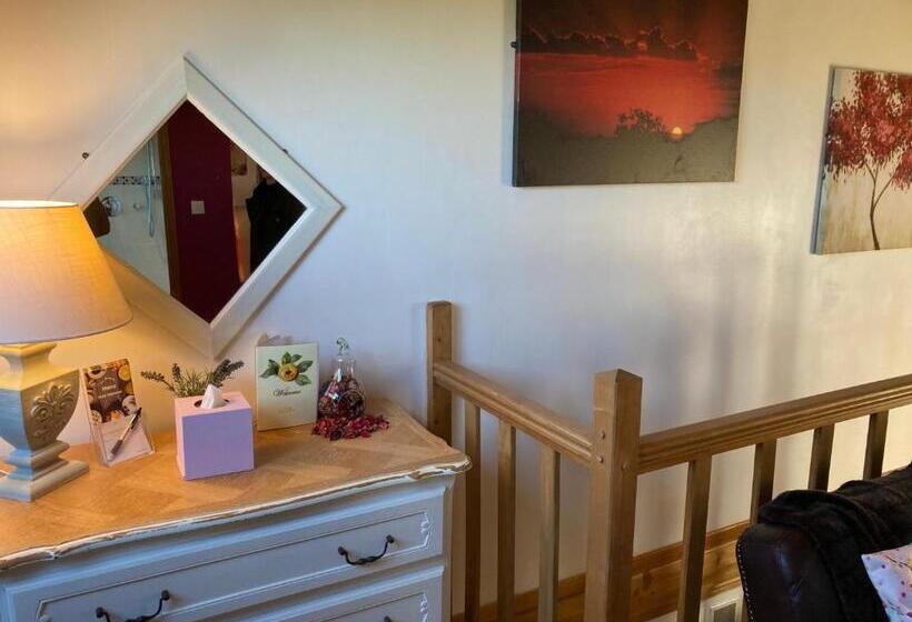 غرفة قياسية رباعية, Chambres D Hotes La Marmoire