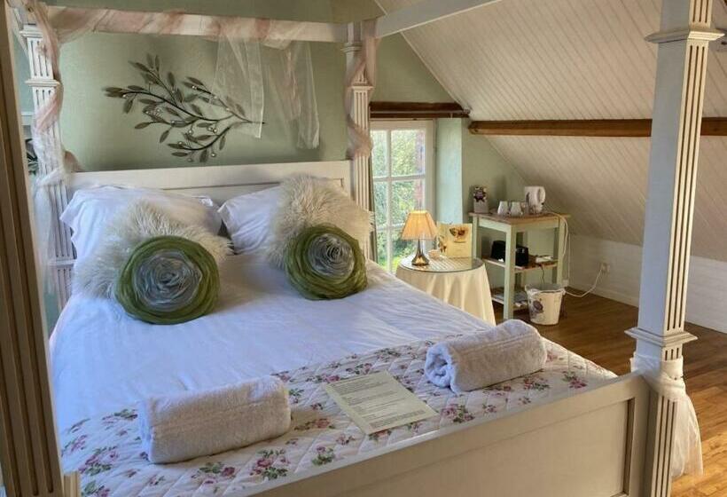 غرفة قياسية ثلاثية, Chambres D Hotes La Marmoire