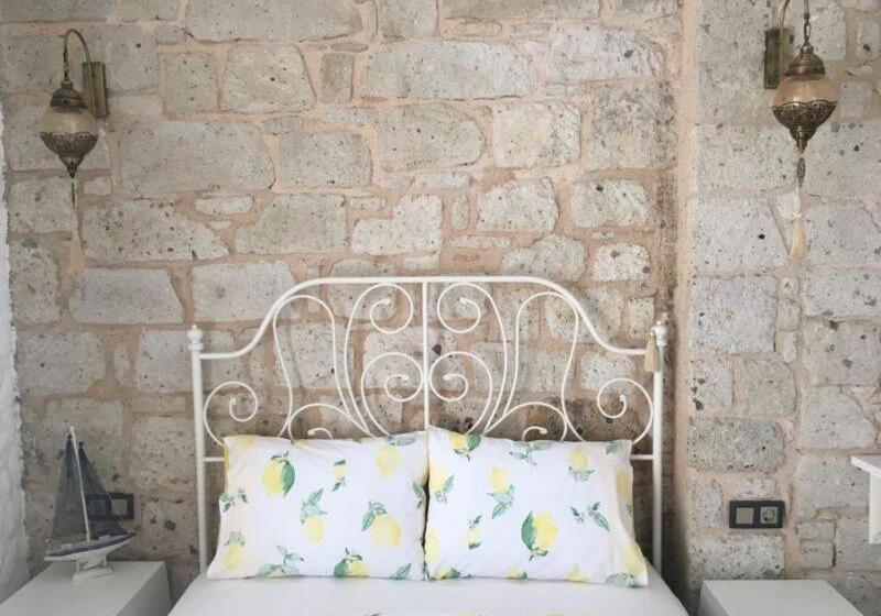 Quarto Economy, Kybele Suites Alaçatı