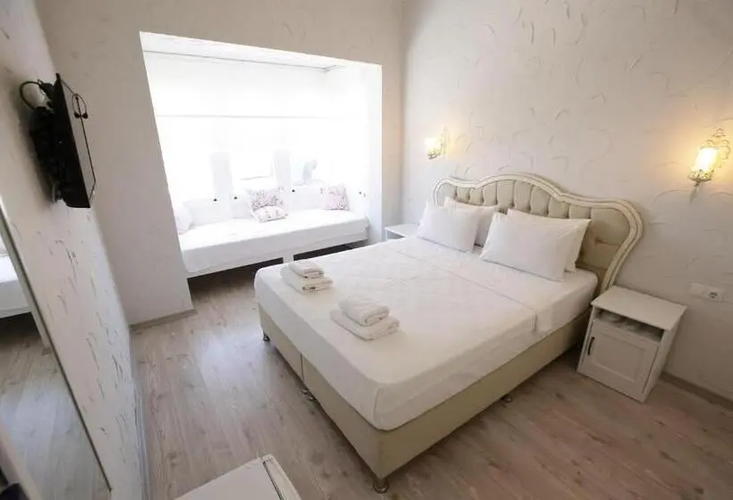 سوئیت با بالکن, Kybele Suites Alaçatı