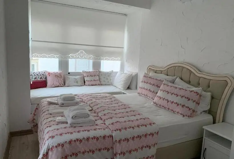 سوئیت با بالکن, Kybele Suites Alaçatı
