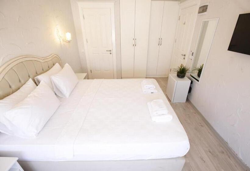 Quarto Triplo Deluxe, Kybele Suites Alaçatı