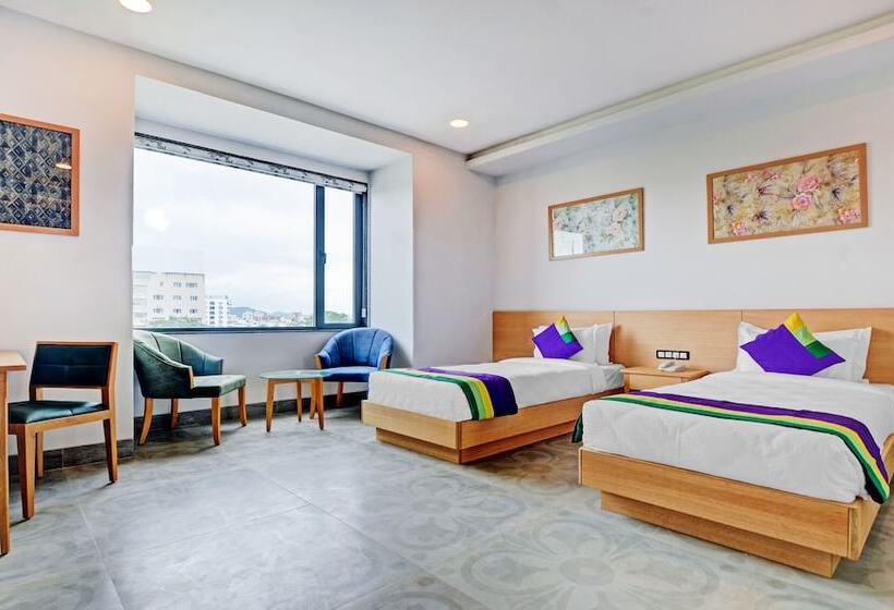 اتاق لوکس, Medalio Resort Udaipur Shobhagpura