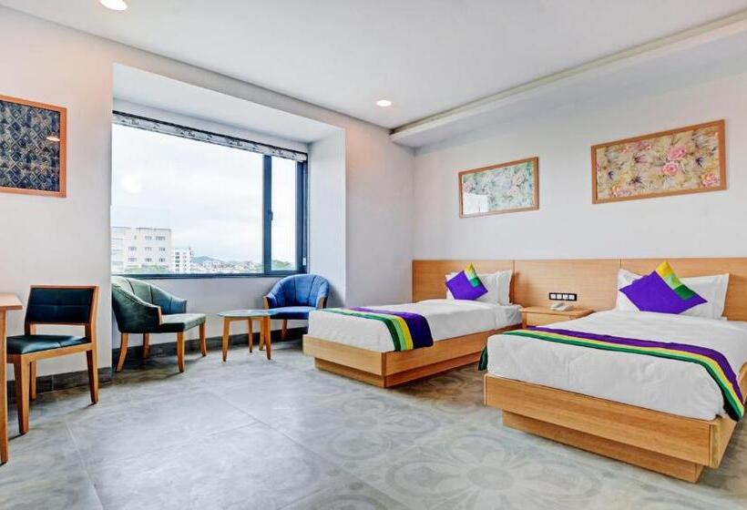 اتاق لوکس, Medalio Resort Udaipur Shobhagpura