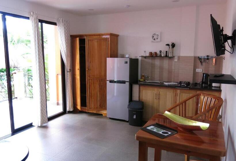 ویلای استاندارد با چشم‌انداز باغ, Alona S Coral Garden Resort