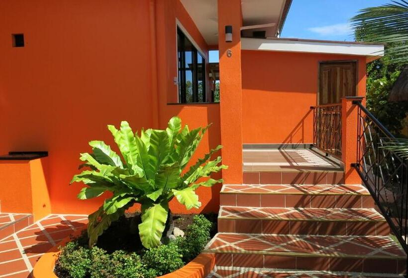 ویلای استاندارد با چشم‌انداز باغ, Alona S Coral Garden Resort