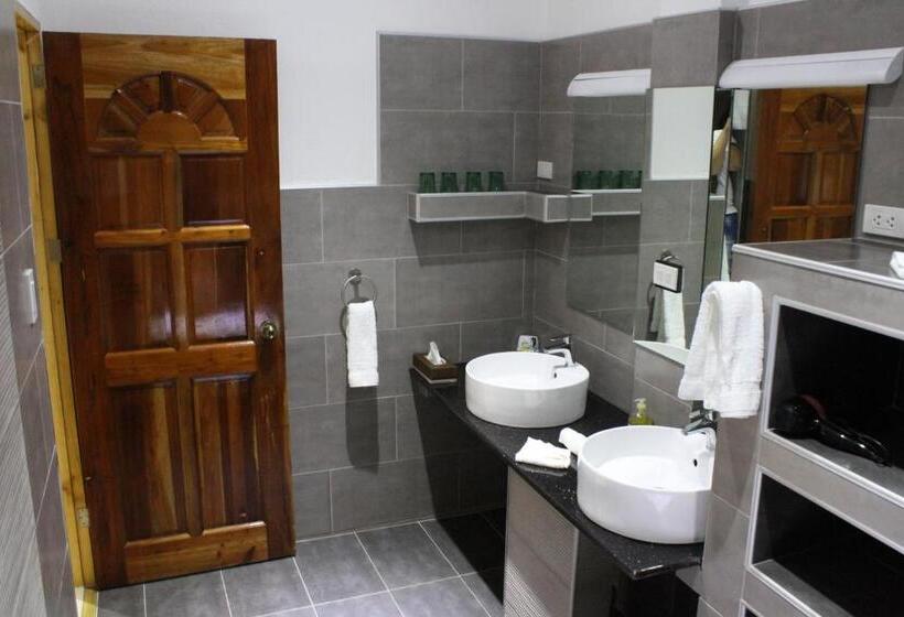 Вилла 3 Спальни, Alona S Coral Garden Resort