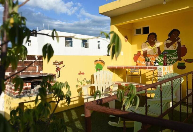 חדר סטנדרט, Cancun Guest House 5