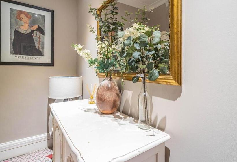 Дом 1 Спальня, House Close To Kings Cross