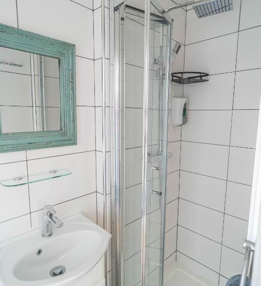 Номер Стандарт с Балконом, House Close To Kings Cross