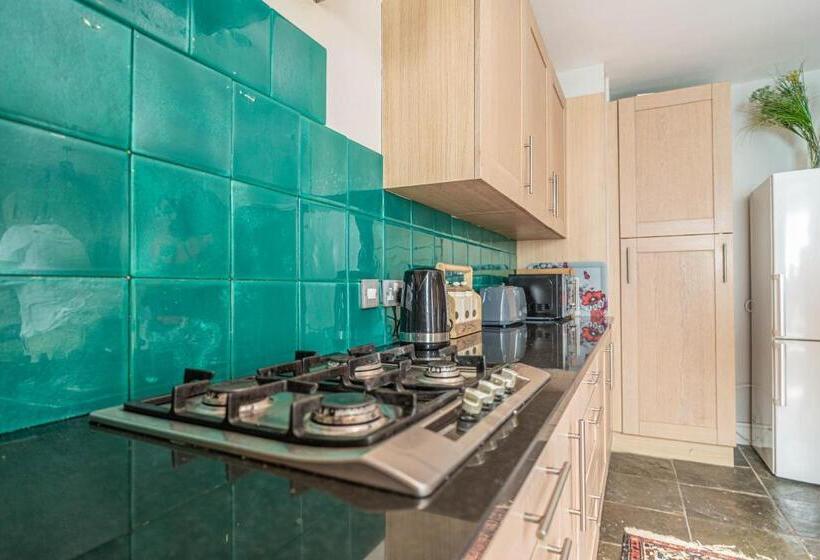 Дом 1 Спальня, House Close To Kings Cross