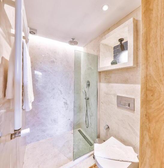 ハイドロマッサージバス付きスイート, Cumbali Konak