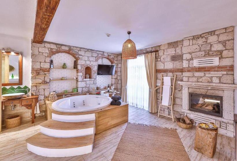 ハイドロマッサージバス付きスイート, Cumbali Konak