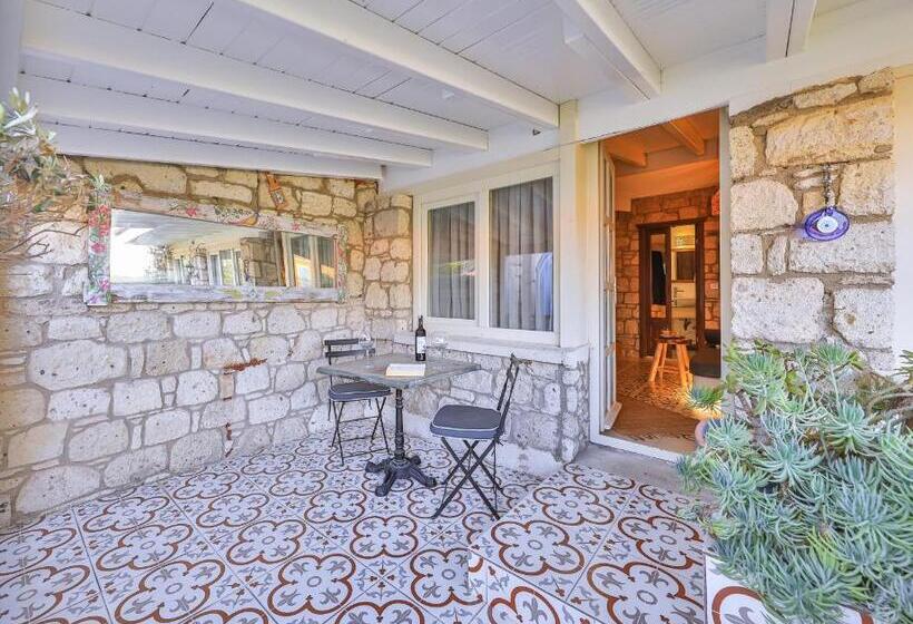 デラックスルーム, Cumbali Konak