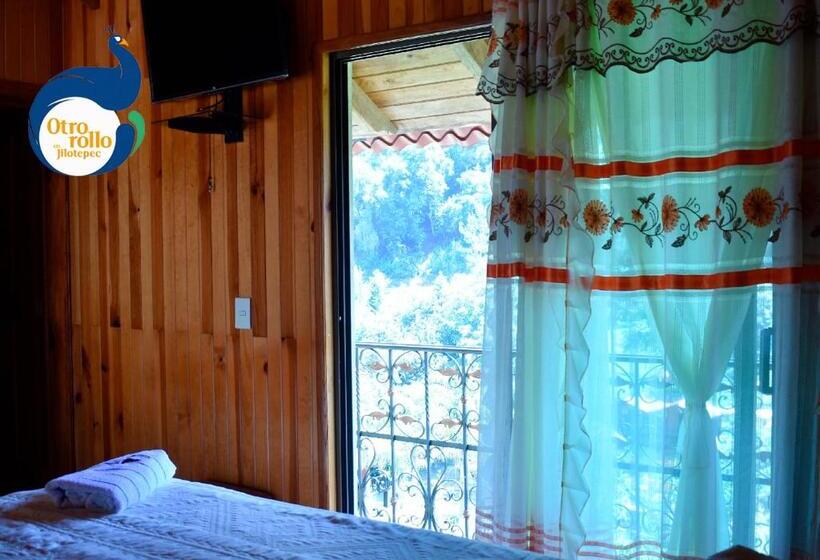 基本间, Otro Rollo En Jilotepec By Rotamundos