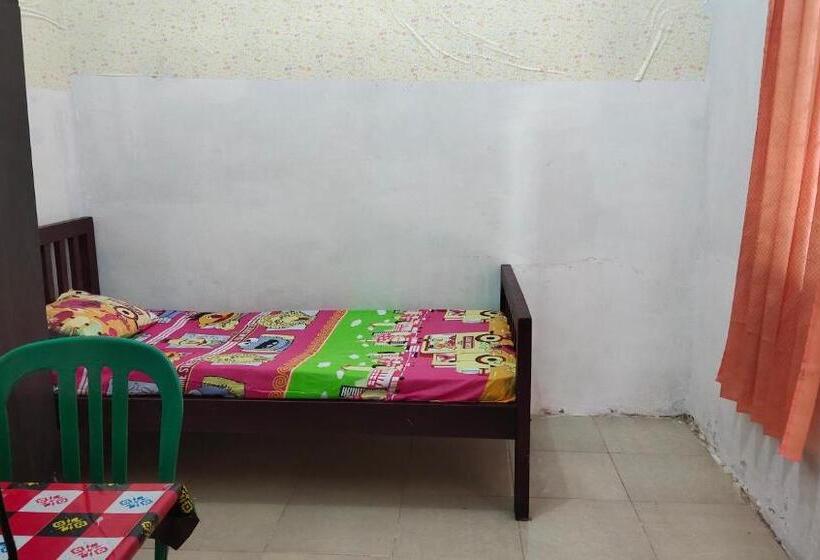 스탠다드 싱글 룸, Yellow House