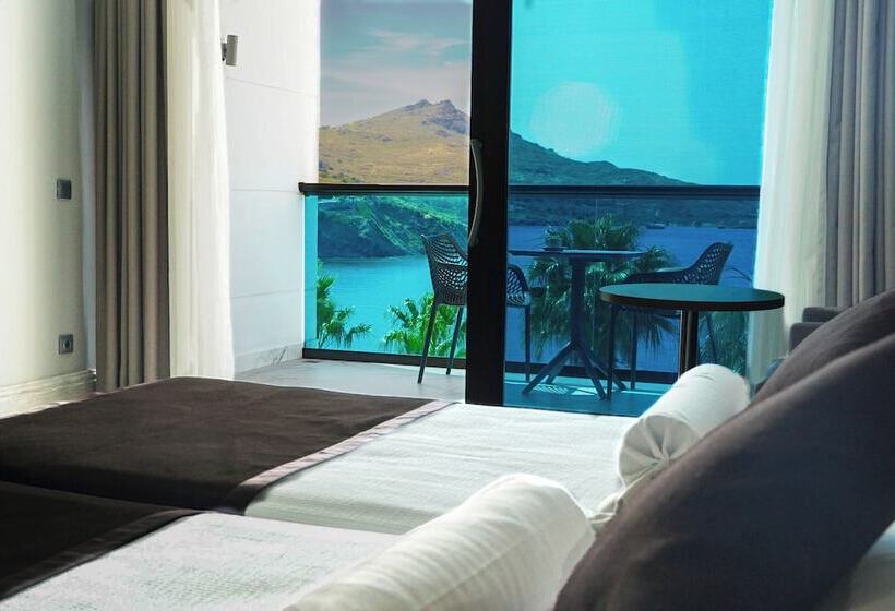 Семейный Номер Вид на Море, Delta Hotels By Marriott Bodrum