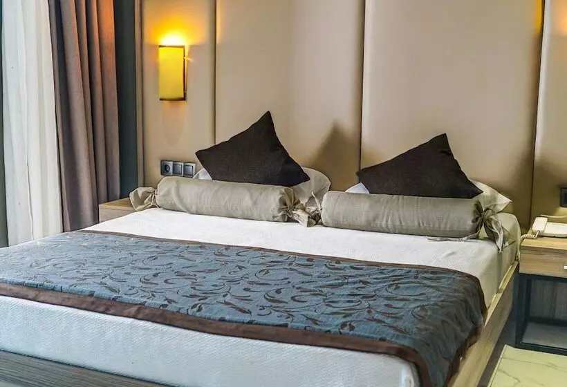 Perhehuone Puutarhanäkymä, Delta Hotels By Marriott Bodrum