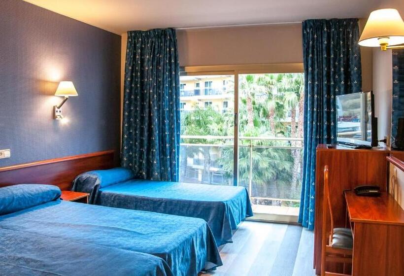 Номер Стандарт Трехместный, Acacias Suites & Spa