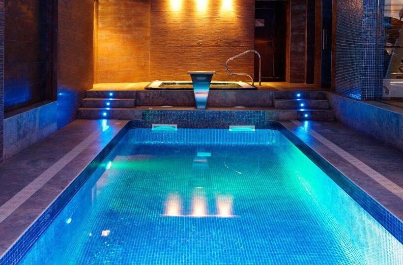Люкс Премиум, Acacias Suites & Spa