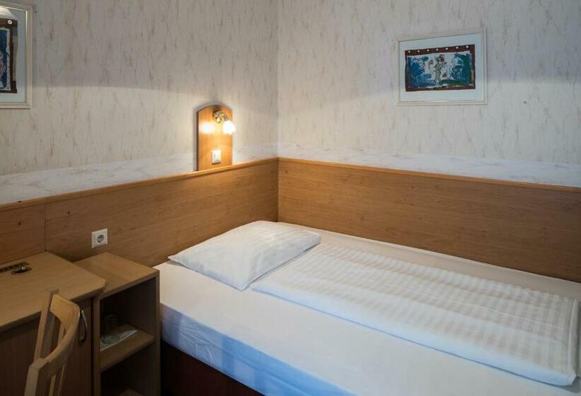 스탠다드 싱글 룸, Admiral