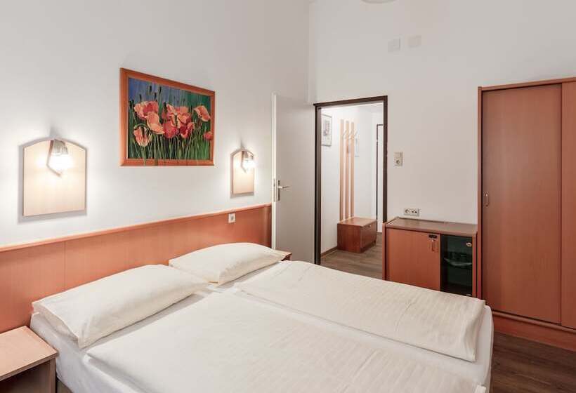 스탠다드 룸, Admiral