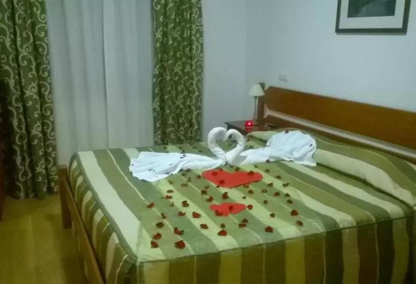 اتاق لوکس با تخت بزرگ, Albergaria Senhora Do Espinheiro