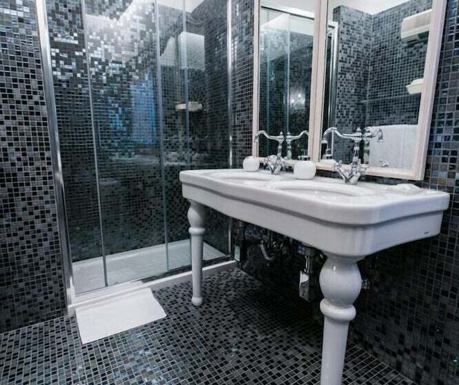 חדר סטנדרט לארבעה, Antica Locanda