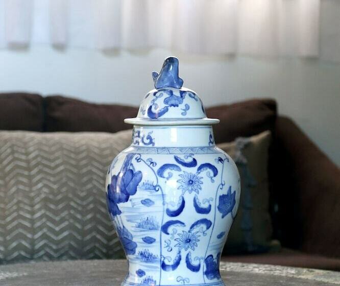 דירת חדר דלוקס, Candia House