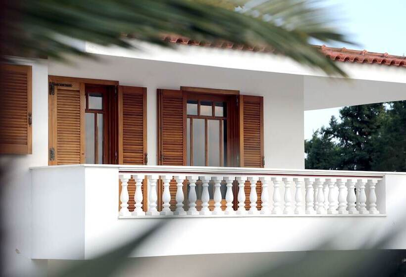 Quarto Dúplex, Candia House