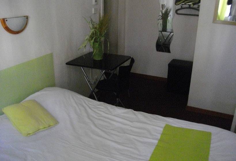 غرفة قياسية فردية, Central