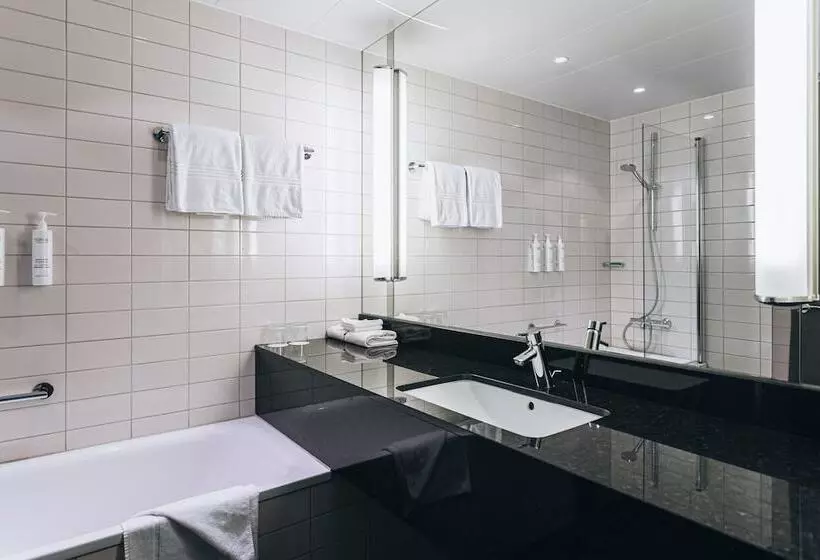 اتاق لوکس, Courtyard By Marriott Stockholm Kungsholmen