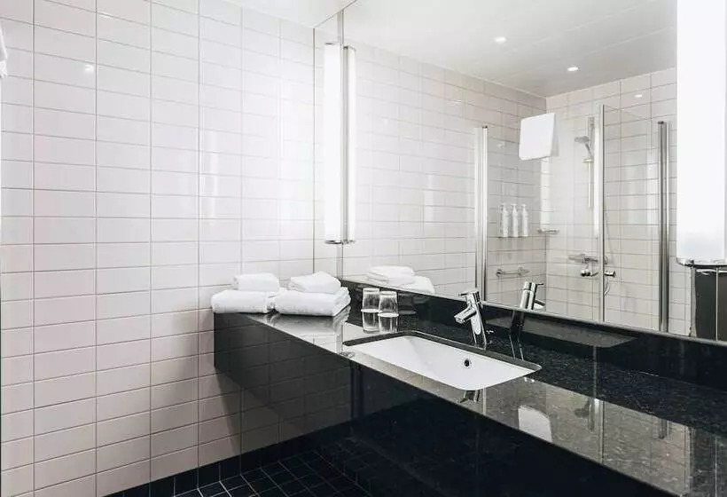 اتاق لوکس, Courtyard By Marriott Stockholm Kungsholmen